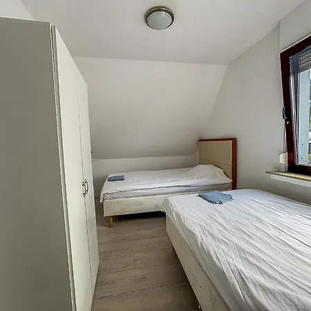 Cici Monteurunterkuenfte In Mit Kueche, Wlan, Tv, Parken Apartment Werdohl