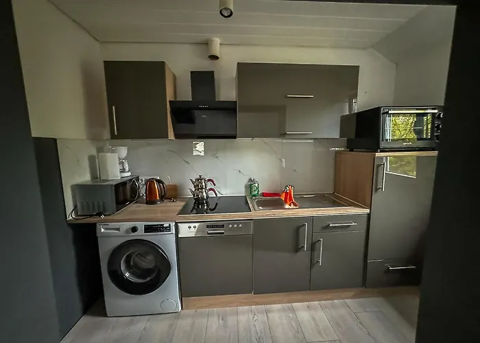 Daire Cici Monteurunterkuenfte In Mit Kueche, Wlan, Tv, Parken *