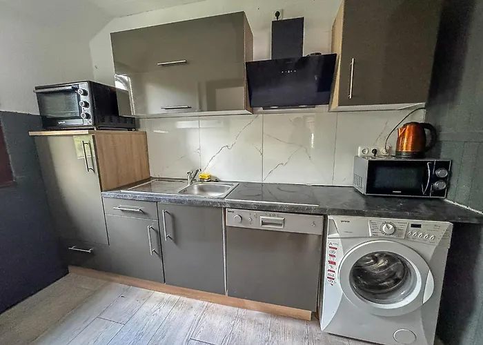 Cici Monteurunterkuenfte In Mit Kueche, Wlan, Tv, Parken Werdohl