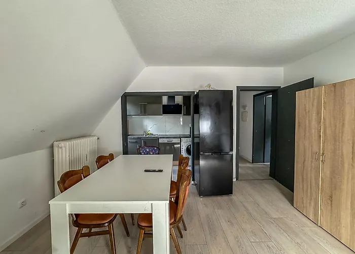 Daire Cici Monteurunterkuenfte In Mit Kueche, Wlan, Tv, Parken